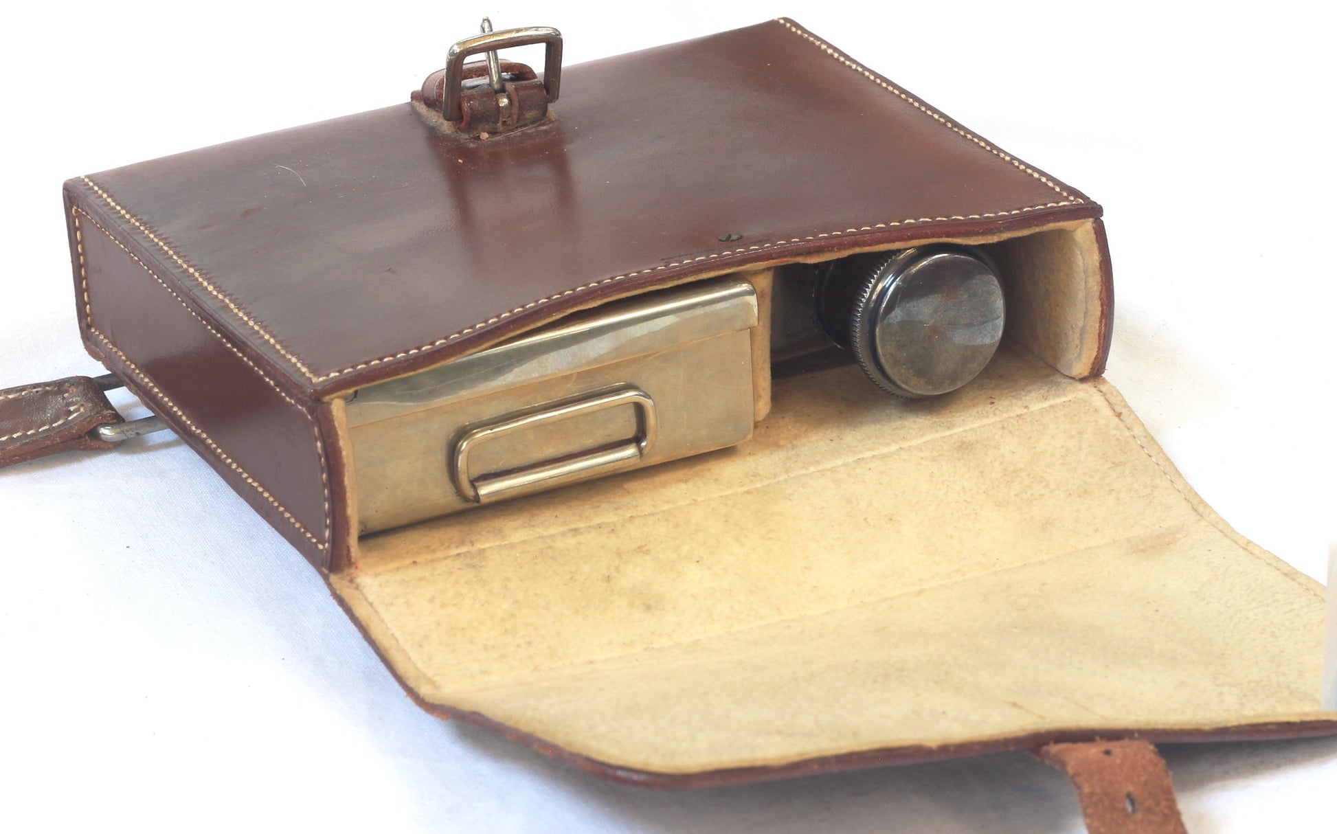 Saddle Canteen with Sandwich Tin & Flask