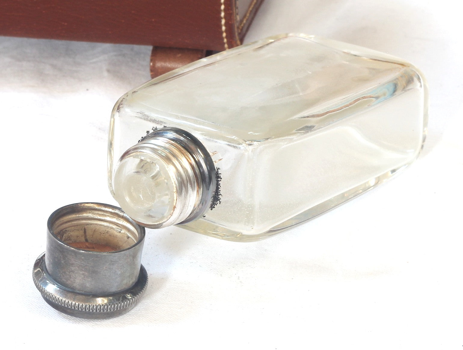 Saddle Canteen with Sandwich Tin & Flask