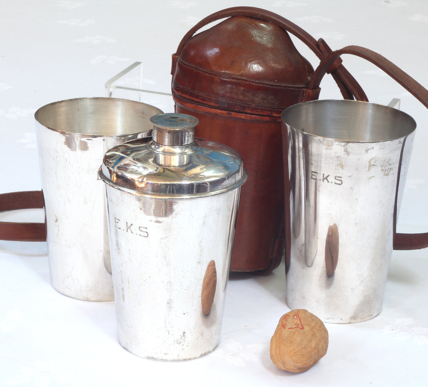 Plated Flask and Two Cups in Leather Case