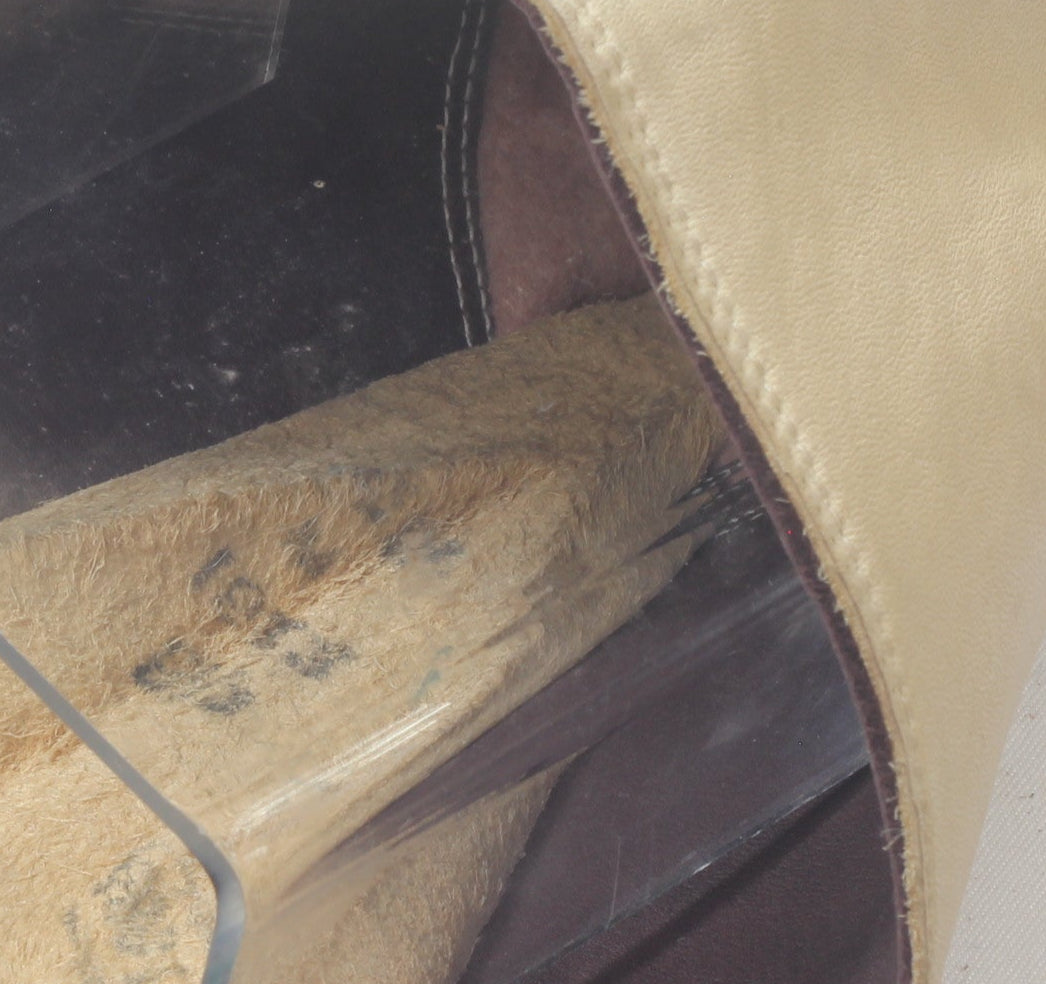 1973 Vintage Cream British Cavalry Gauntlets Size 9½