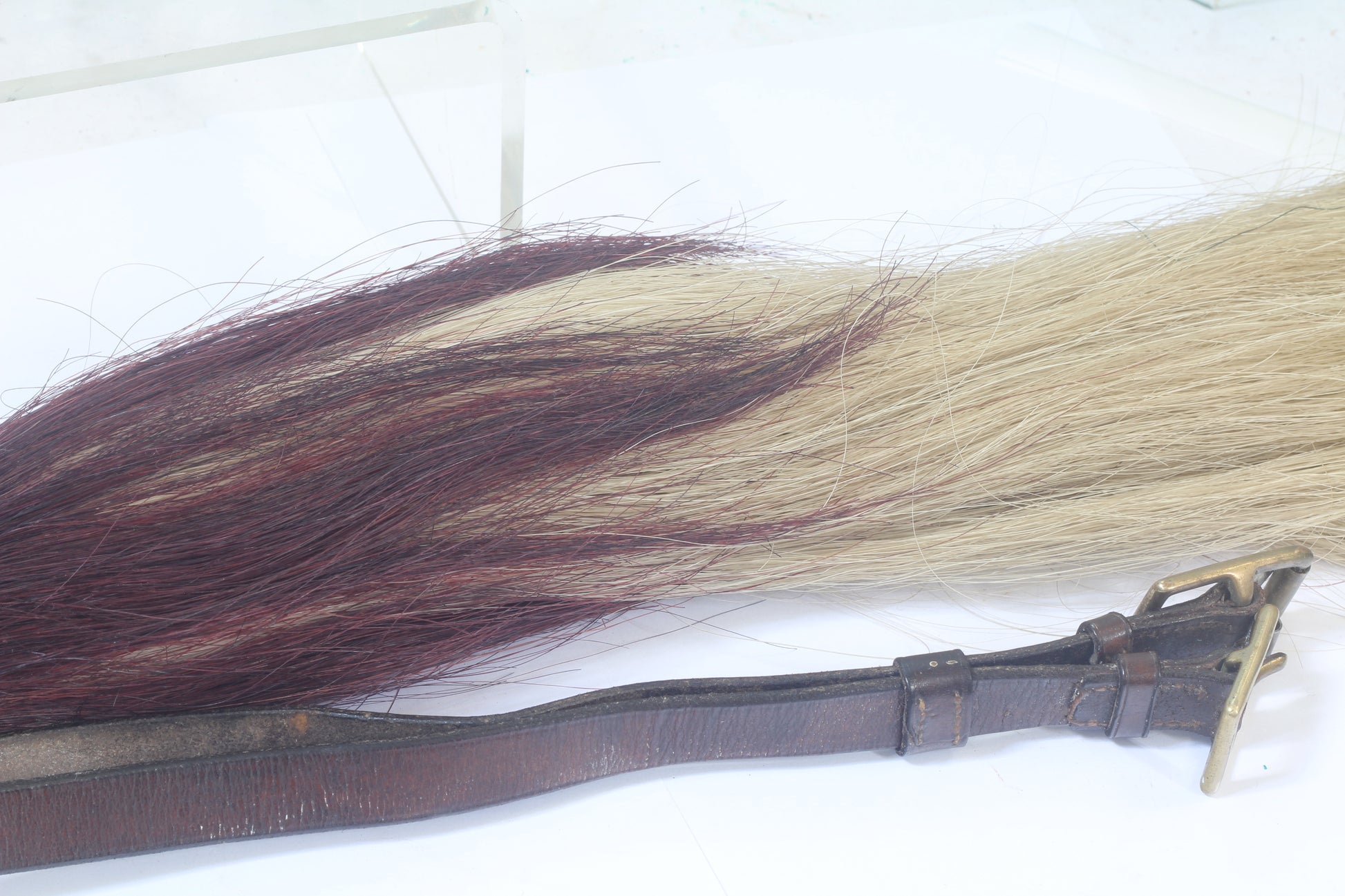 Horsehair Cavalry throat plume or beard with shamrocks