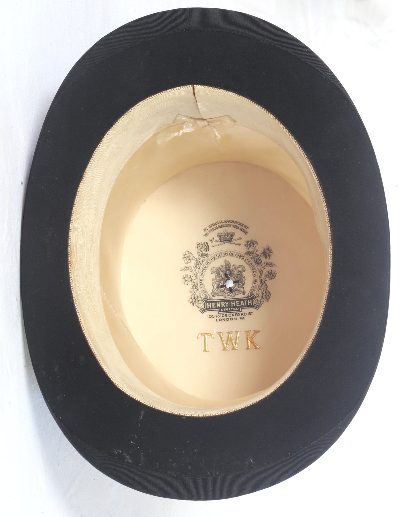 Vintage Silk Top Hat Size 6⅞ in Leather Case