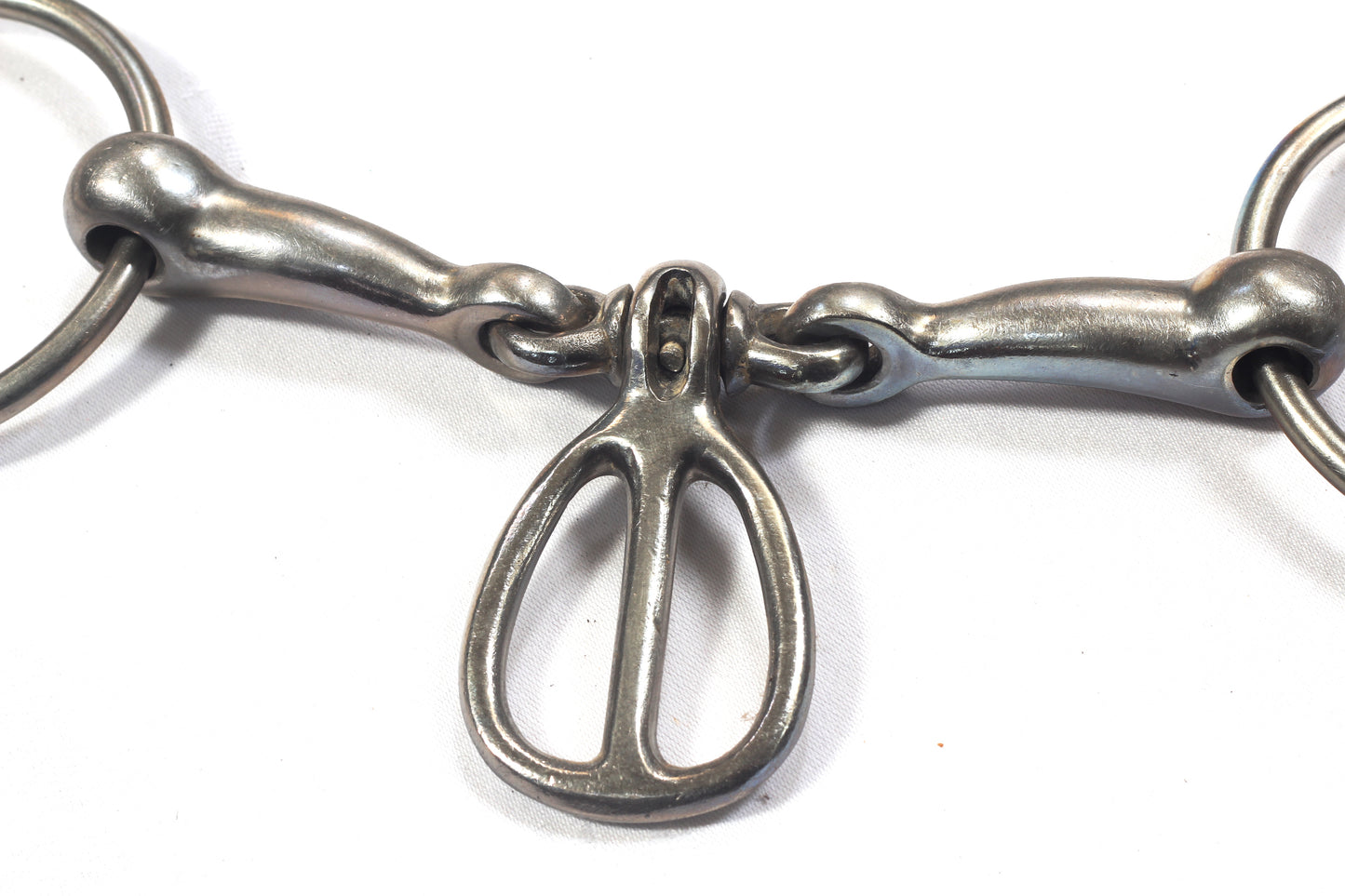 A Nagbutt Snaffle bit with Tongue Grid