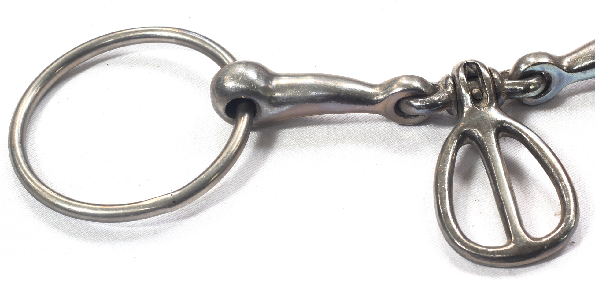 A Nagbutt Snaffle bit with Tongue Grid