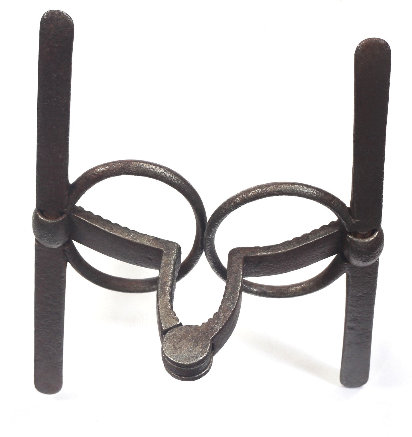 Antique Cheek Bit with Rule Jointed Ridged Mouthpiece