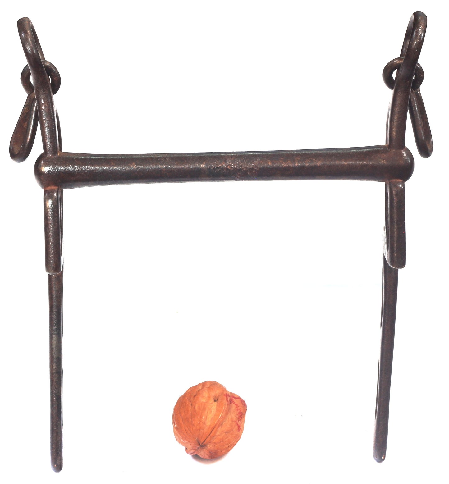 A Daniel Star Trademark Fixed Cheek Elbow Bit