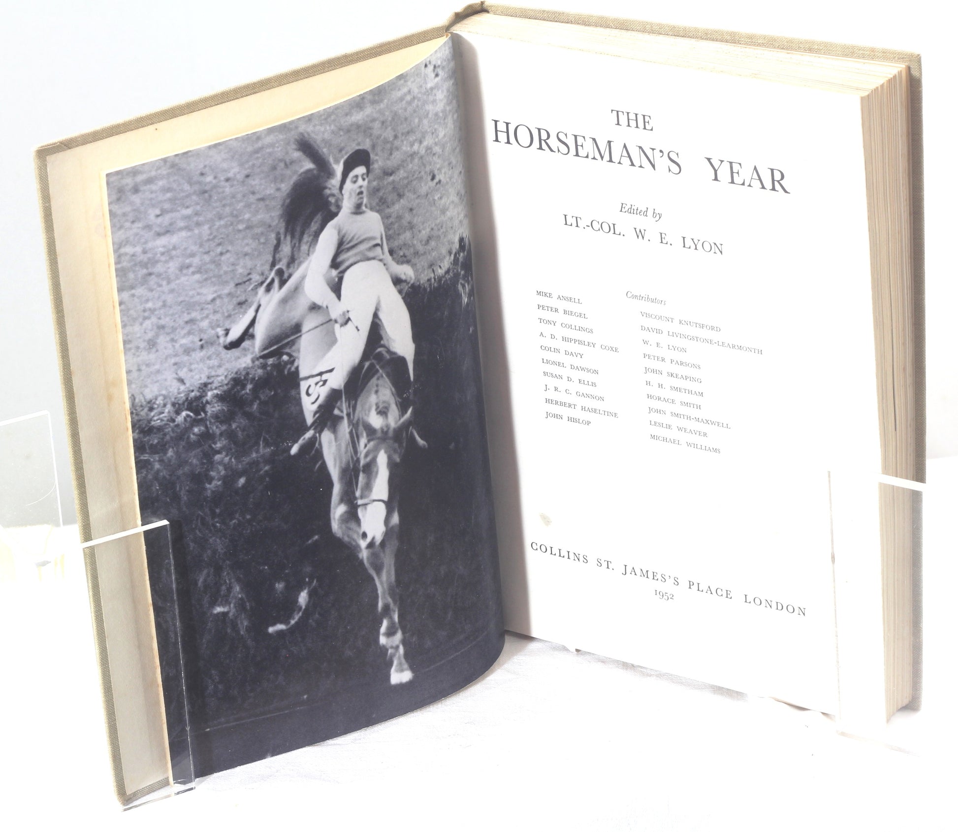 The Horseman's Year 1951-52, Edited by Lt.Col. W.E.Lyon