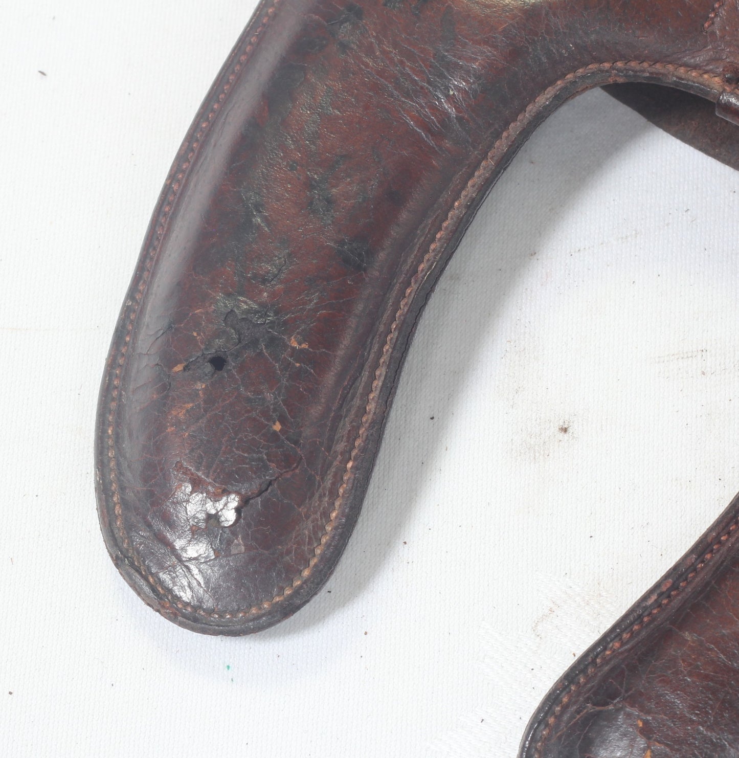 Victorian British Military Spare Horseshoe Case