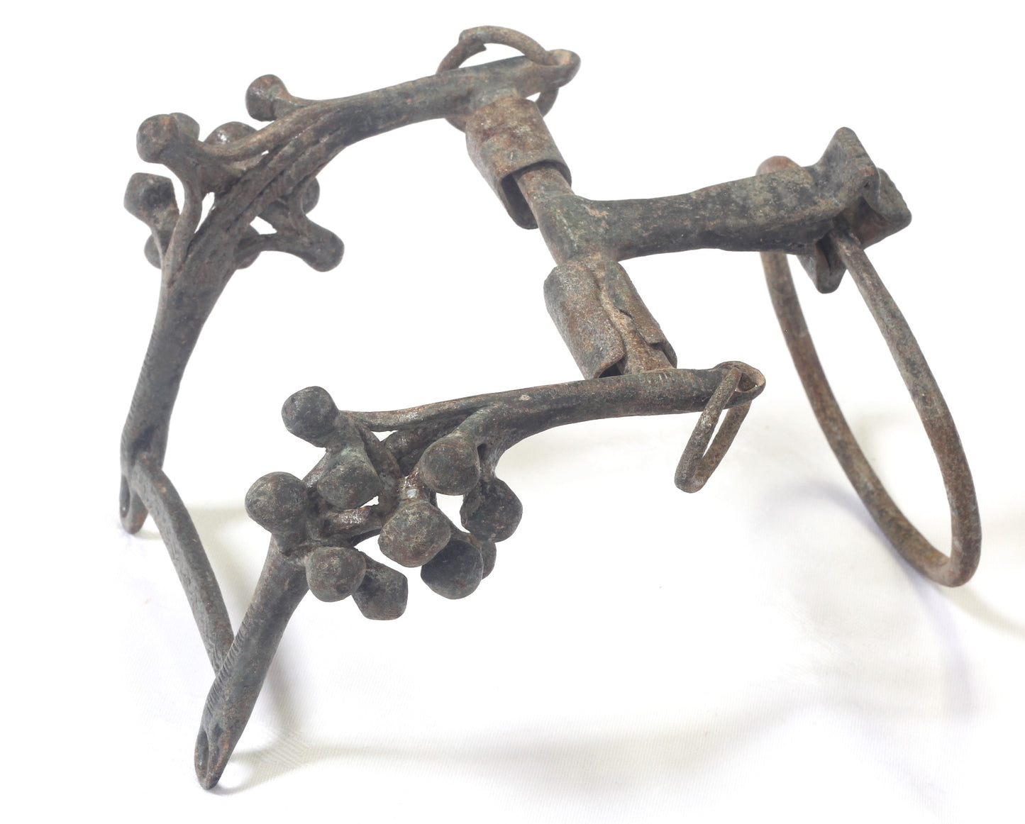 An African Ring Bit with Shaped Cheeks