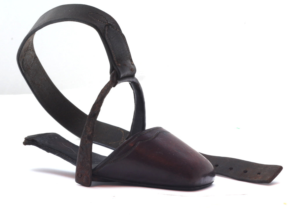 Leather slipper stirrup