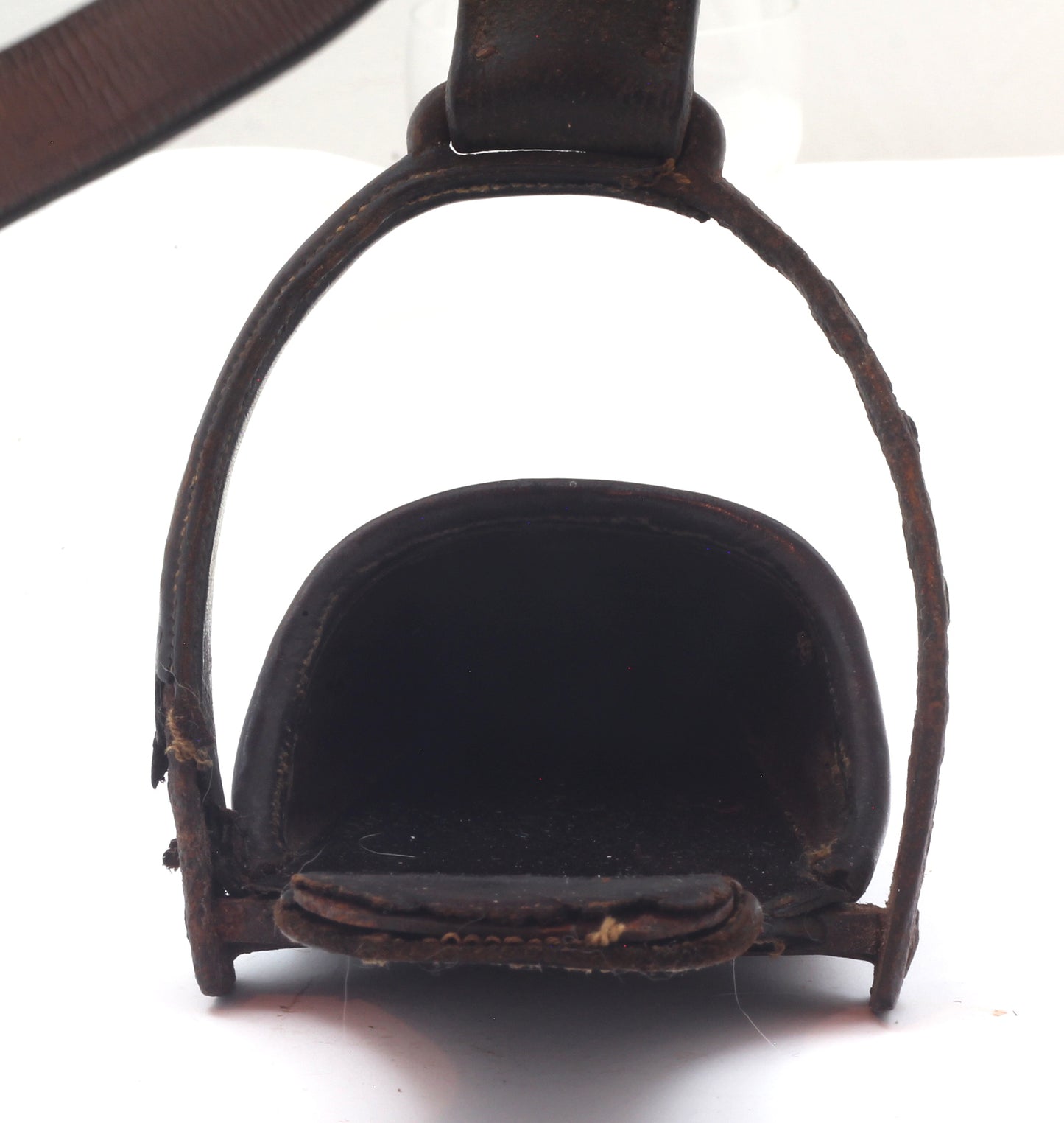 Leather slipper stirrup