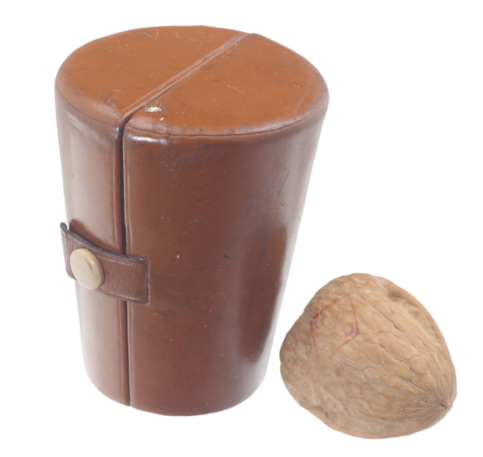 Four Shot or Tot Cups in Leather Case for Country Sports