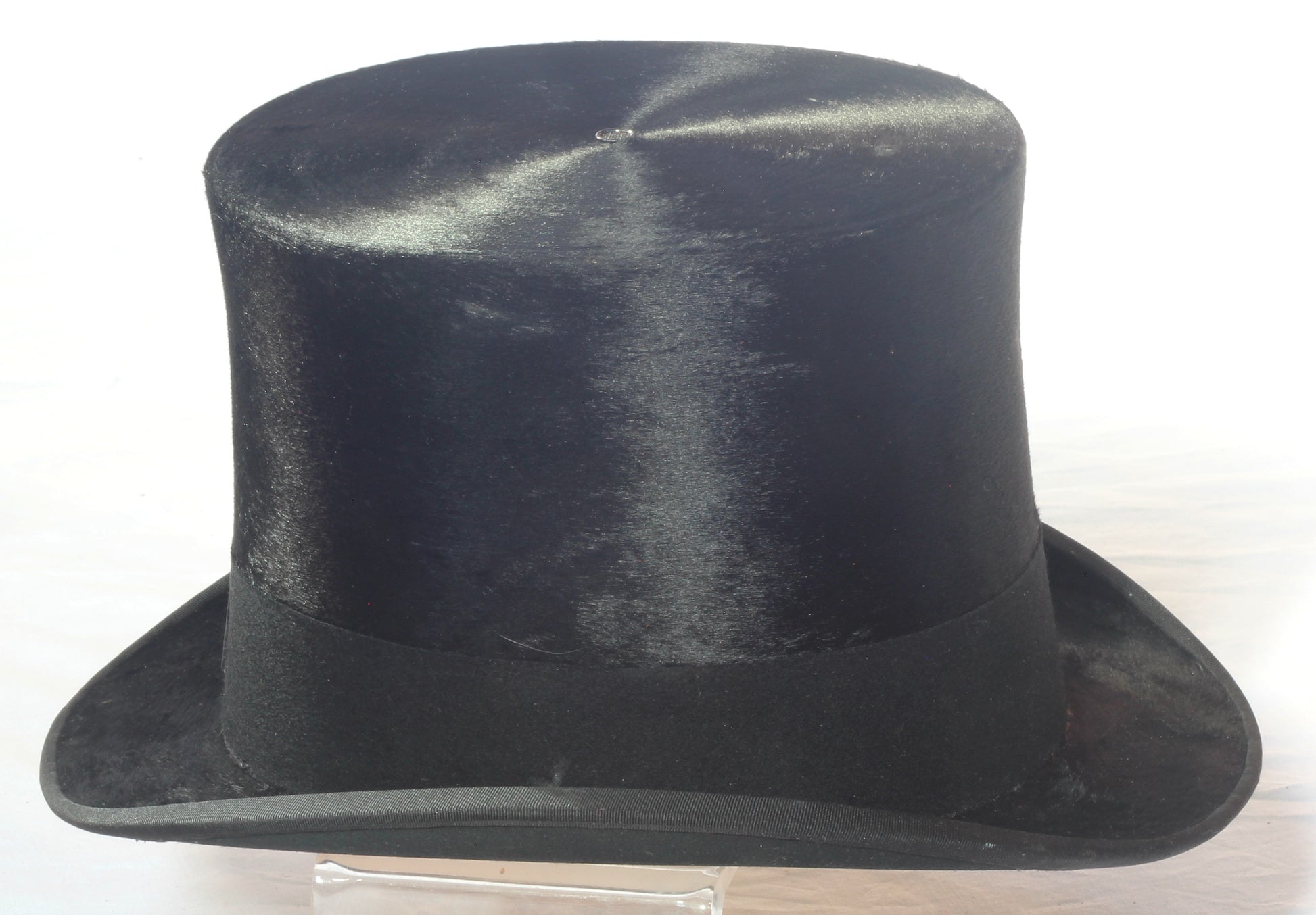 Vintage Silk Top Hat Size 6⅞ in Leather Case