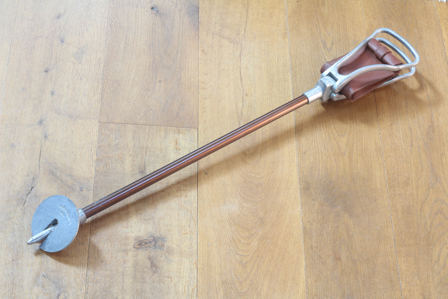 Vintage Shooting Stick with Leather Seat