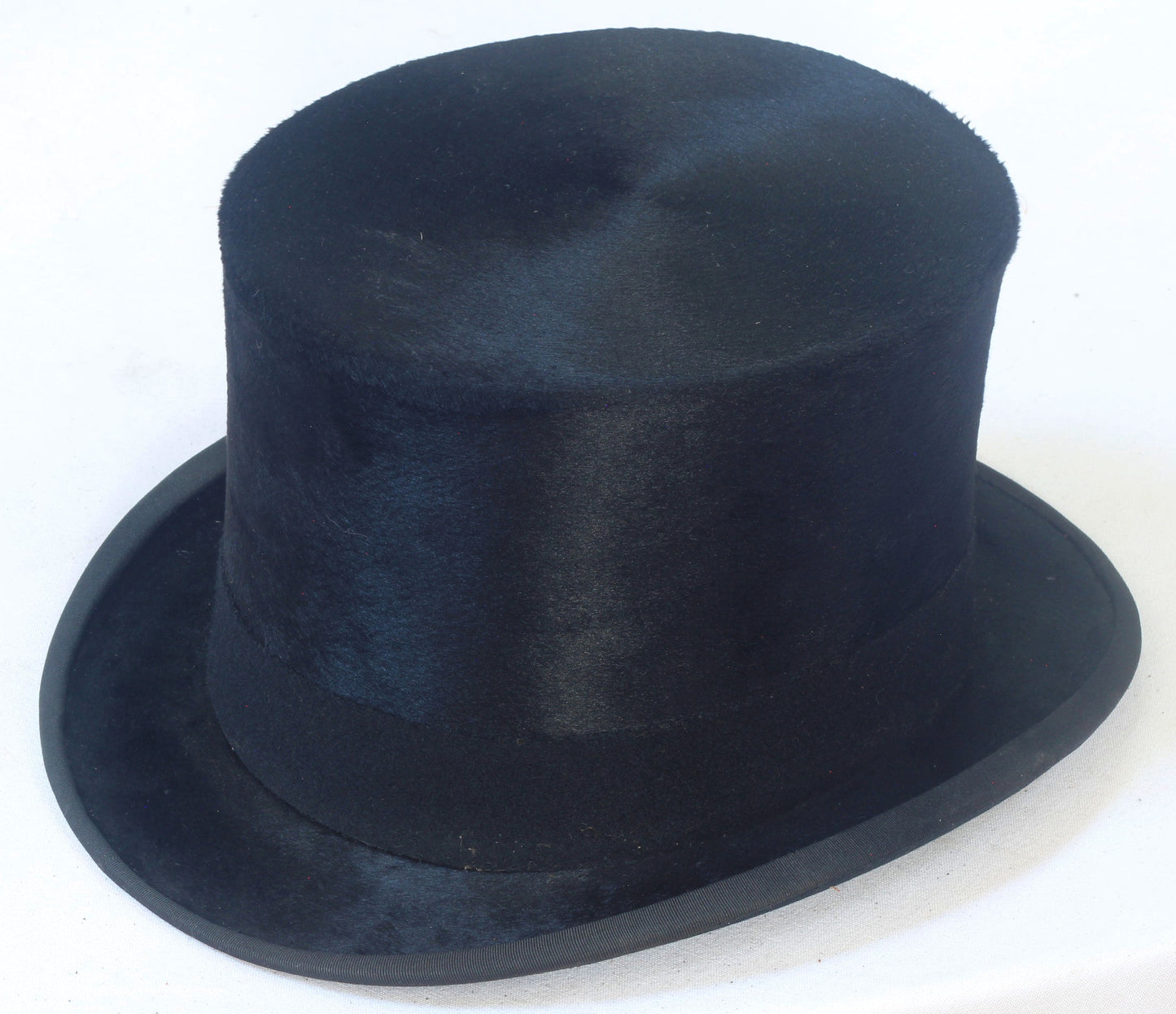 Vintage Silk Top Hat UK Size 7¼ in Leather Hat Box - Tophat030