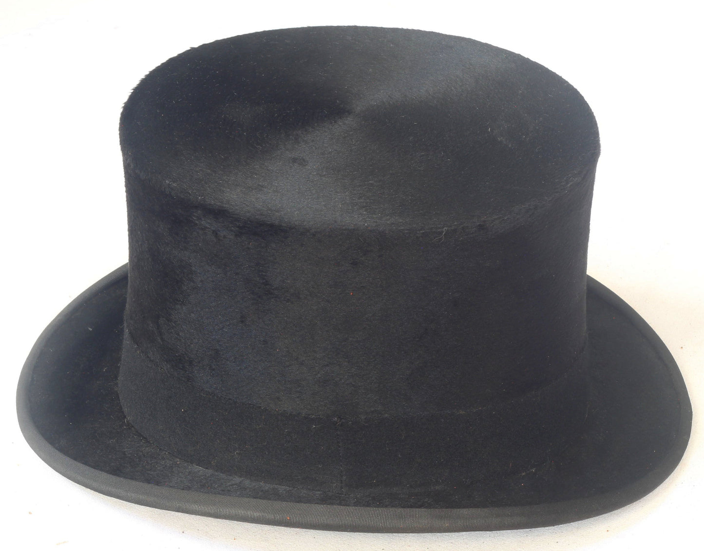 Vintage Silk Top Hat UK Size 7¼ in Leather Hat Box - Tophat030