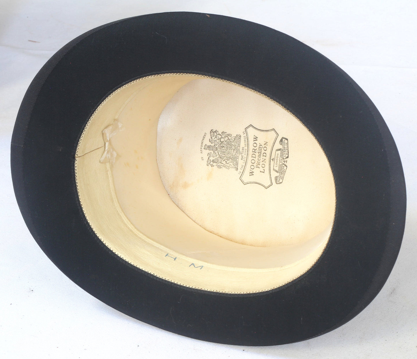Vintage Silk Top Hat UK Size 7¼ in Leather Hat Box - Tophat030