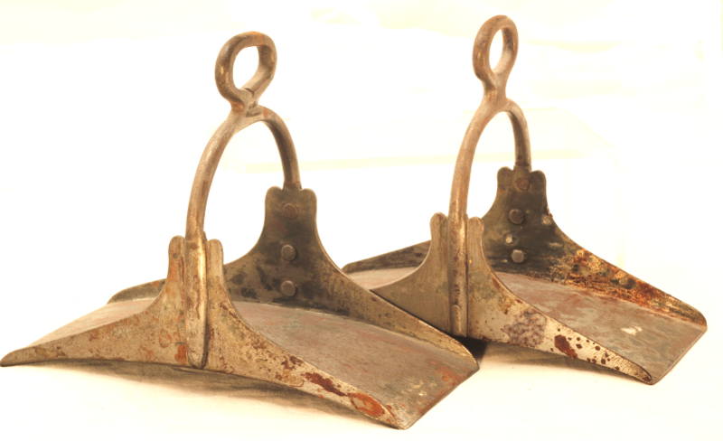 Pair of Ottoman stirrups